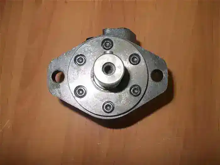 Motor hidraulic 100 centimetri cubi