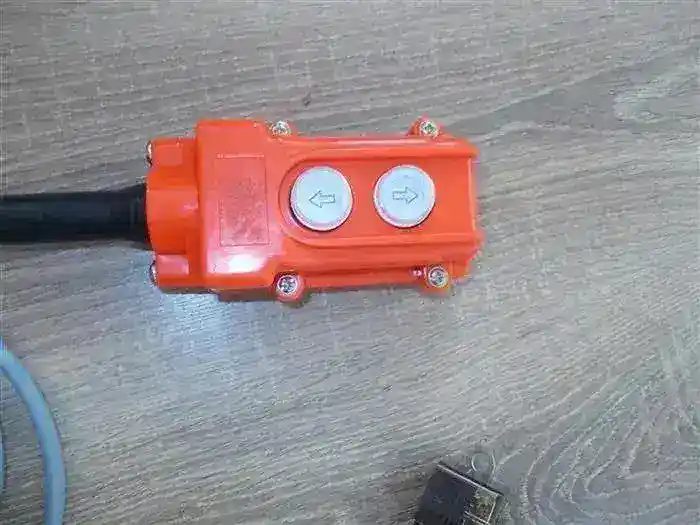 Telecomanda cu doua butoane 12-24 VDC