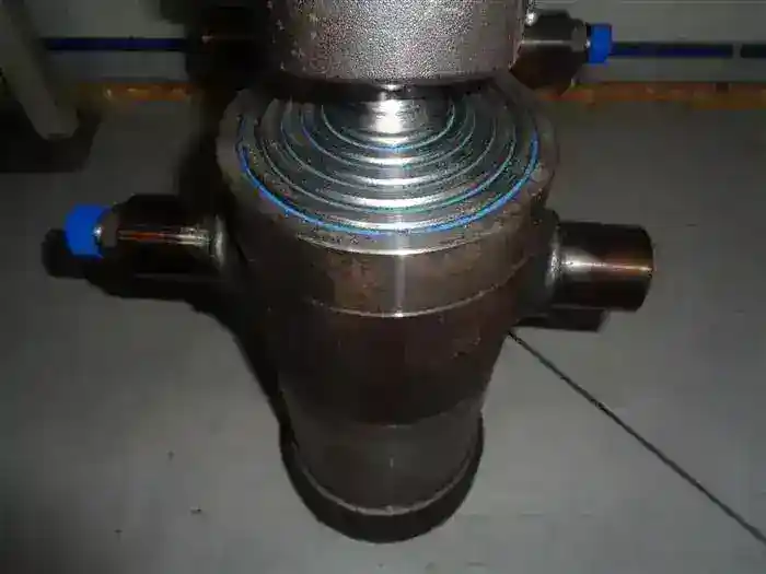Cilindru hidraulic de basculare 7 Tone