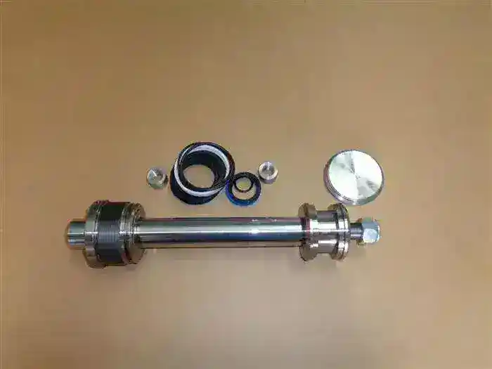 Kit piese strungite si garnituri pentru realizarea unui cilindru AL.40-20