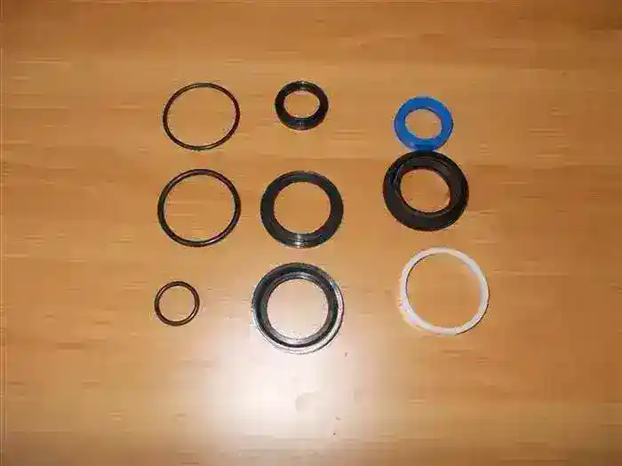Kit garnituri cilindri hidraulici 63-45