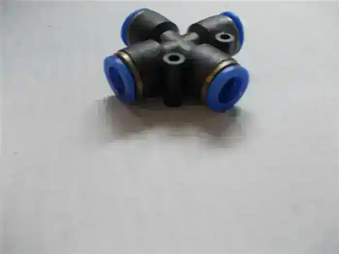 Racord tip cruce F+F+F+F furtun de 6 mm