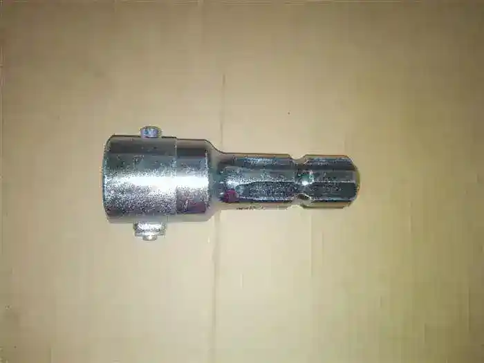 Reductie Mama Tata priza de putere cu buton