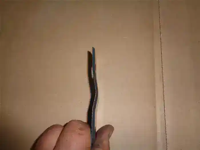 Cutit cositoare indoit la mijloc 105x47x3 mm