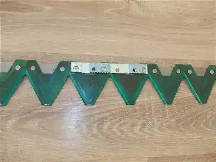 Lama de taiere 15 dinti BCS cu lungimea de 1100mm