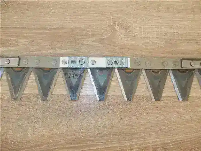 Lama de taiere 23 sectiuni EUROPA cu lungimea de 1150mm.