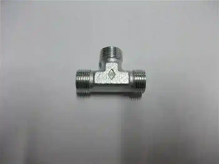Racord T pentru teava hidraulica de 12 mm