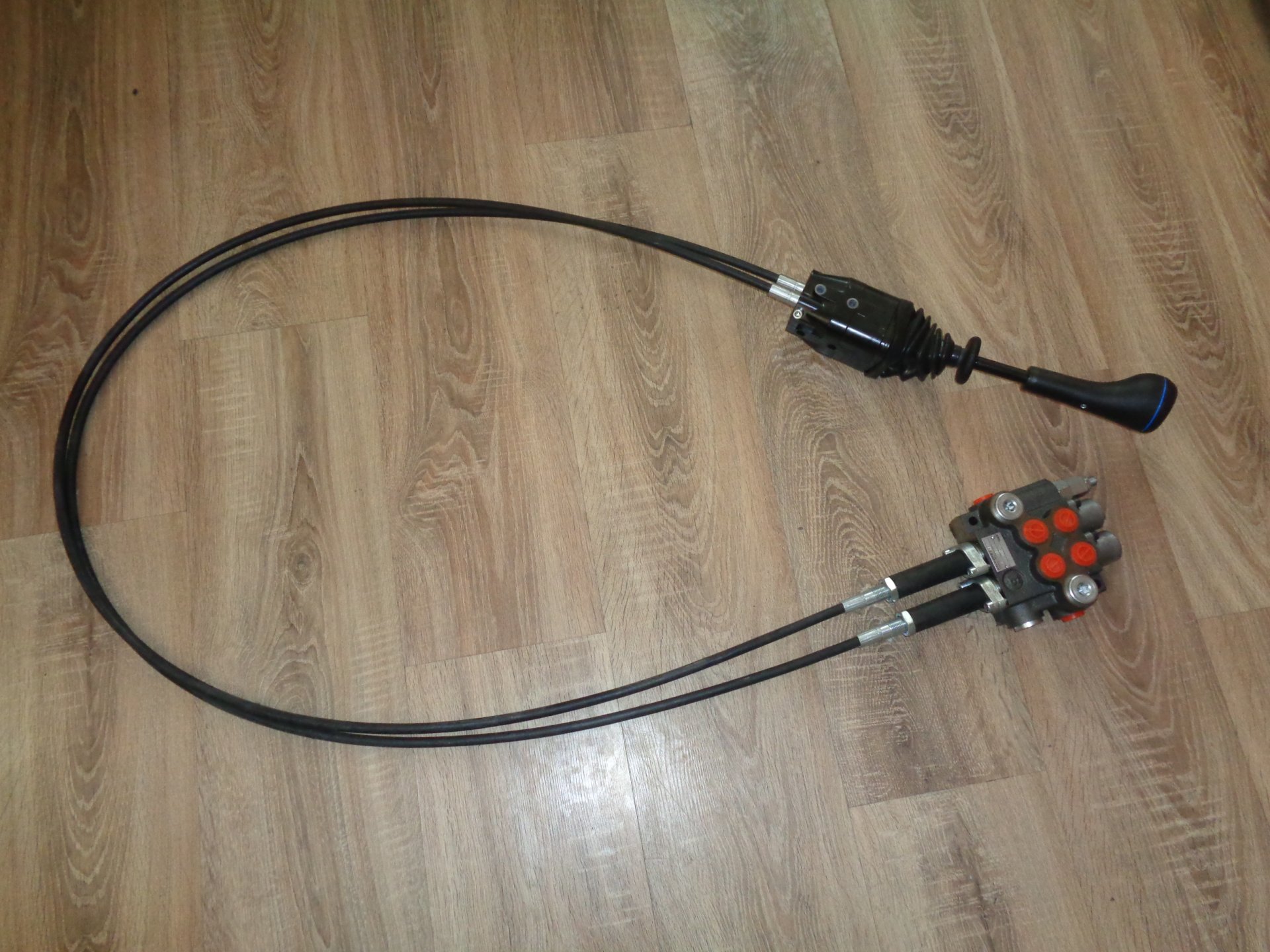 Kit joystick cu cabluri de 2 metri