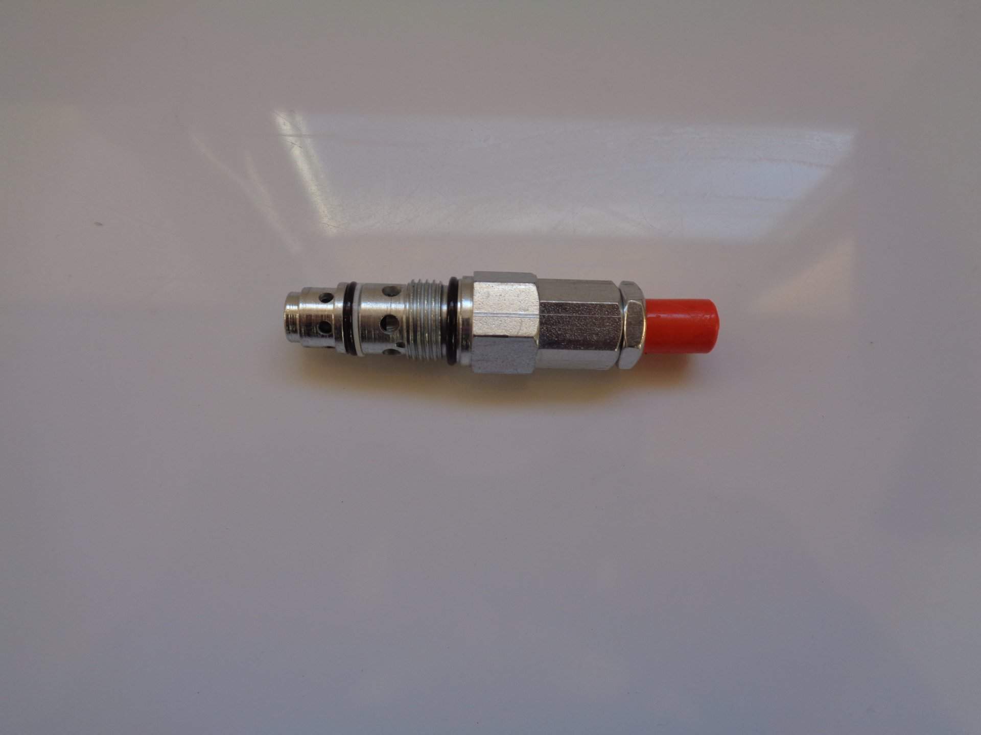 Supapa cartus pentru distribuitor hidraulic de 80 litri