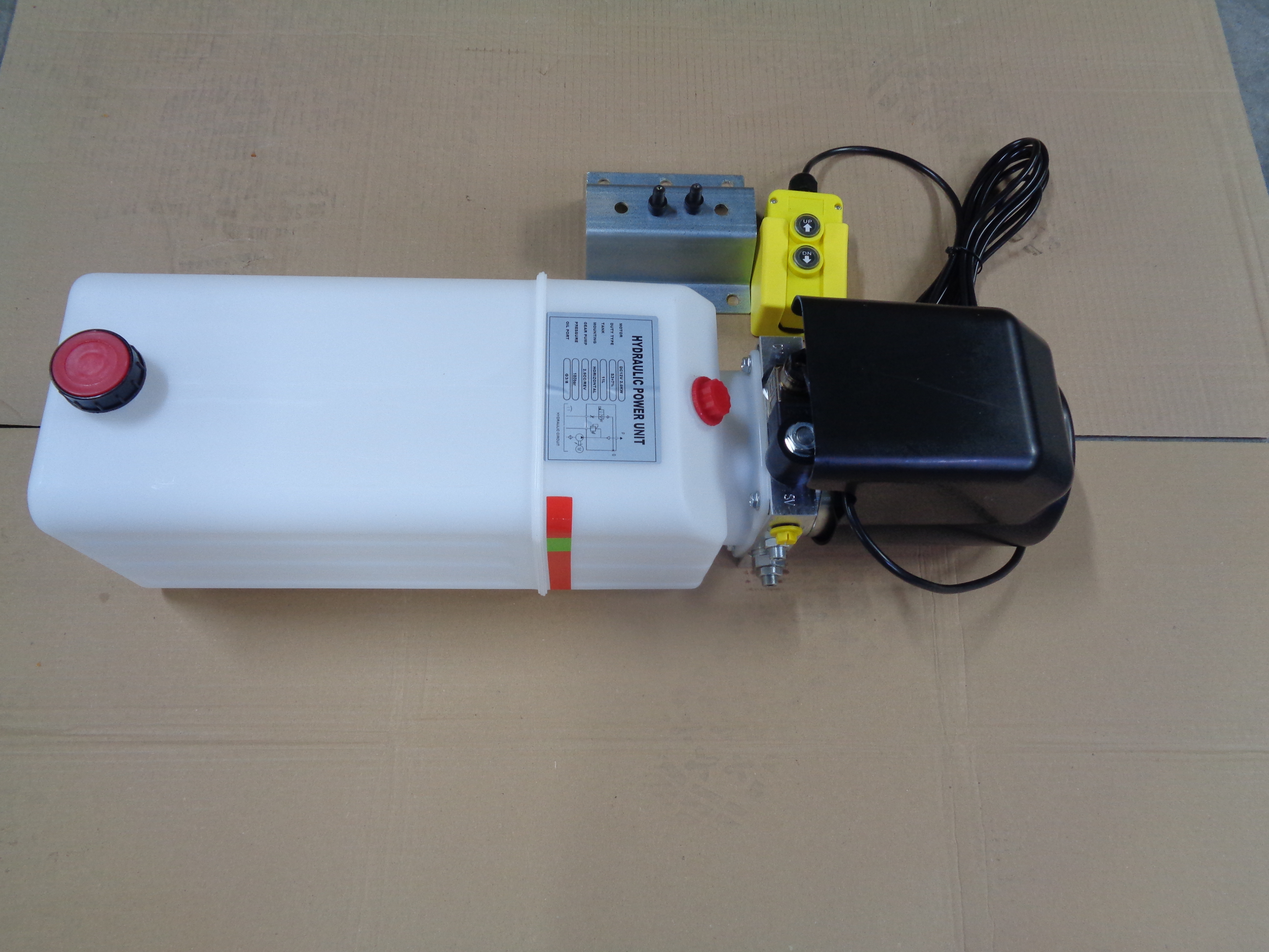 Unitate hidraulica pompa  basculare 3,9 litri/minut  12 VDC