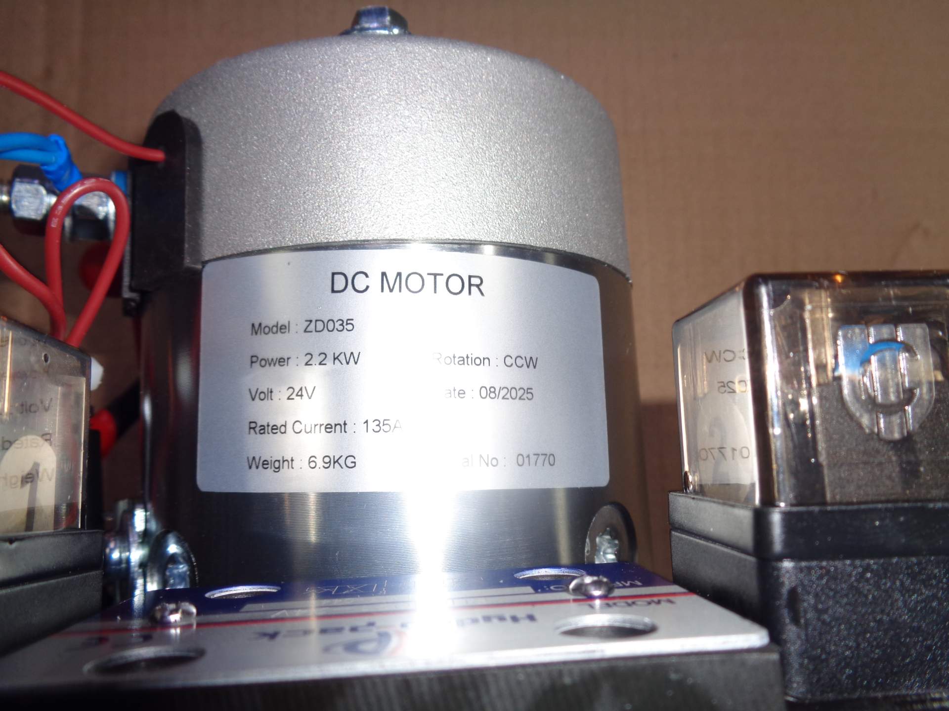 Unitate Hidraulica Dublu Sens 3,3 Litri/Minut - 24 Vdc