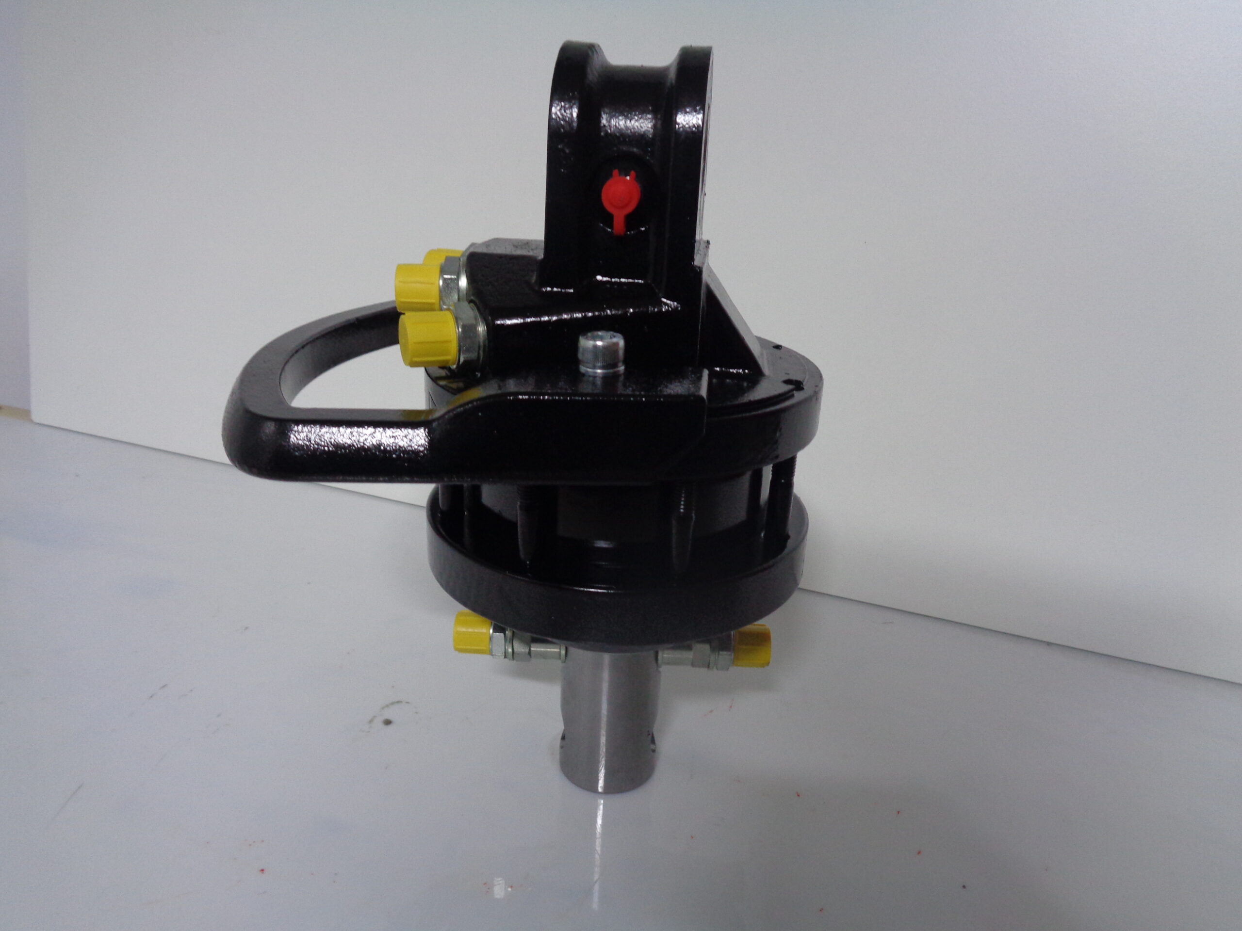 Rotator hidraulic 360° cu ax de 39,5 mm si sarcina utila de 1200 kg