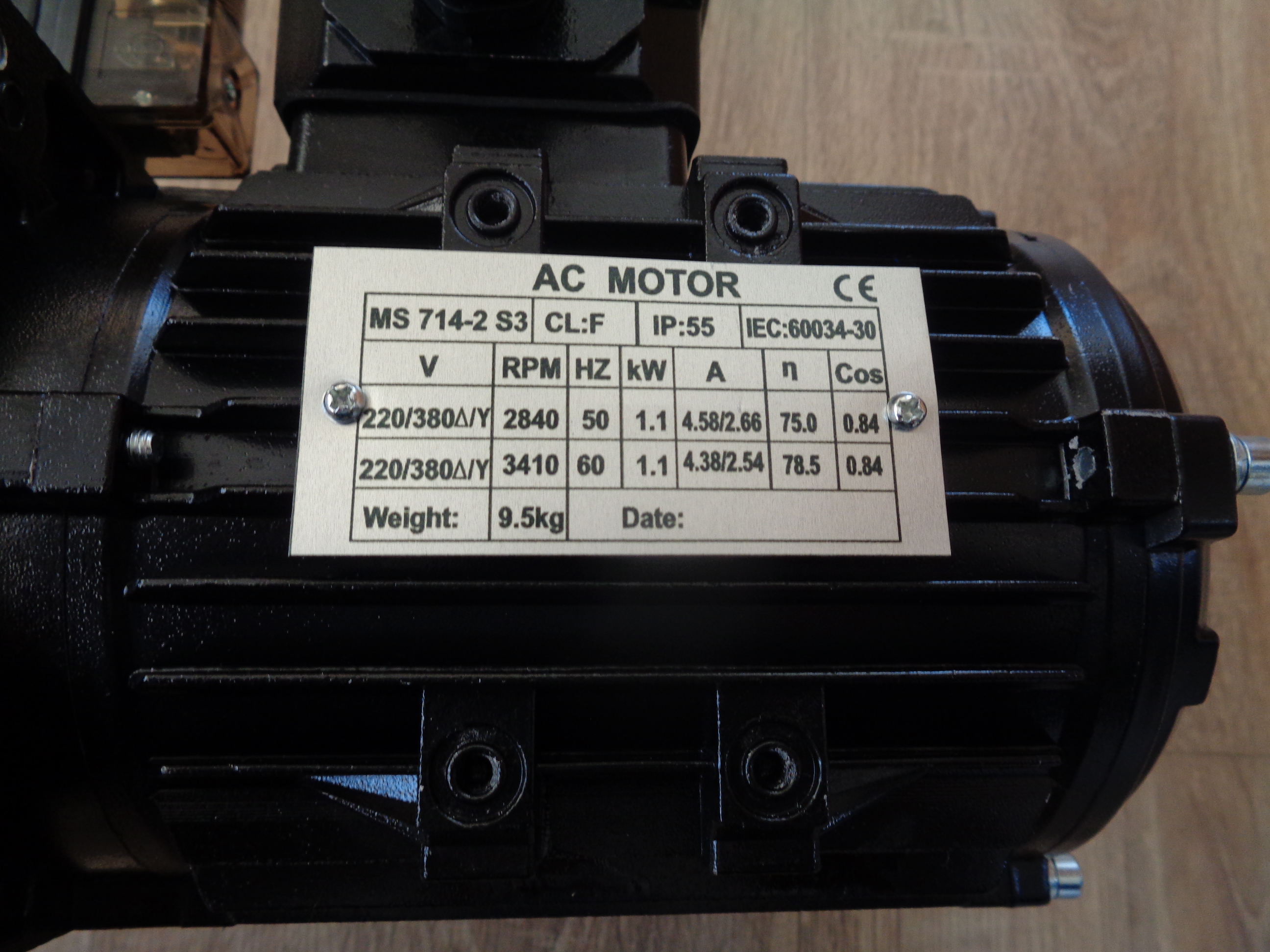 Grup hidraulic 380V 1.1 kW rezervor 6 litri  230 bar 2,8 litri/minut pentru rampe hidraulice
