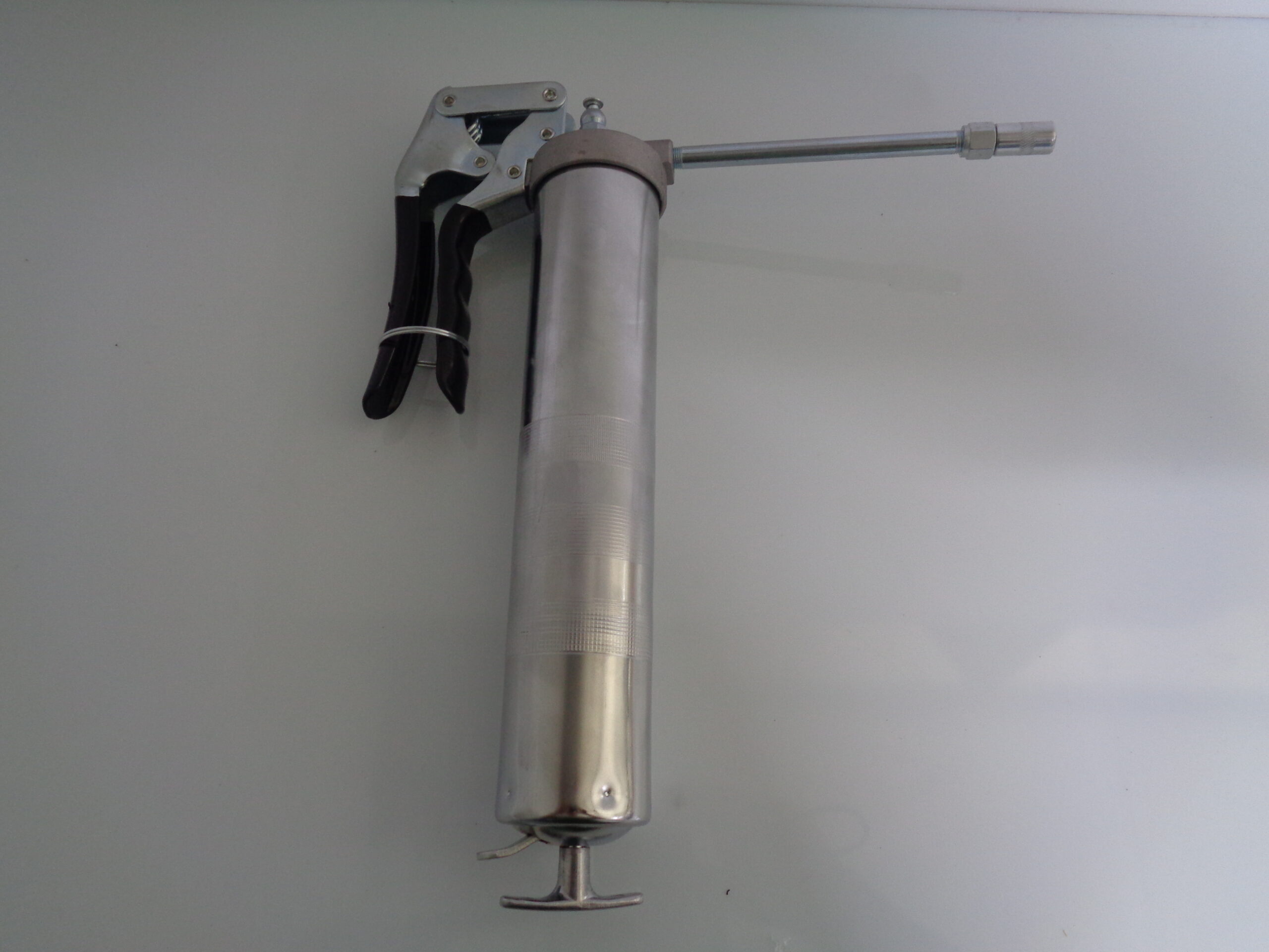 Pompa de gresat de 500 gr cu aerisitor si tub din fier